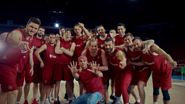 Garanti Bbva 12 Dev Adam Ft  Ceza